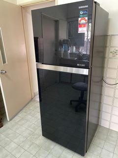 (Category: ) located in . Submitted by mialej (Listing ID 1147041583, Image 1). Description: .