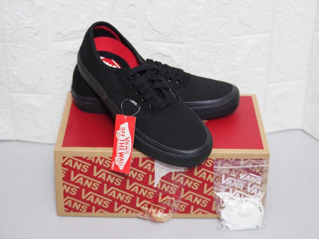 vans authentic pro triple black