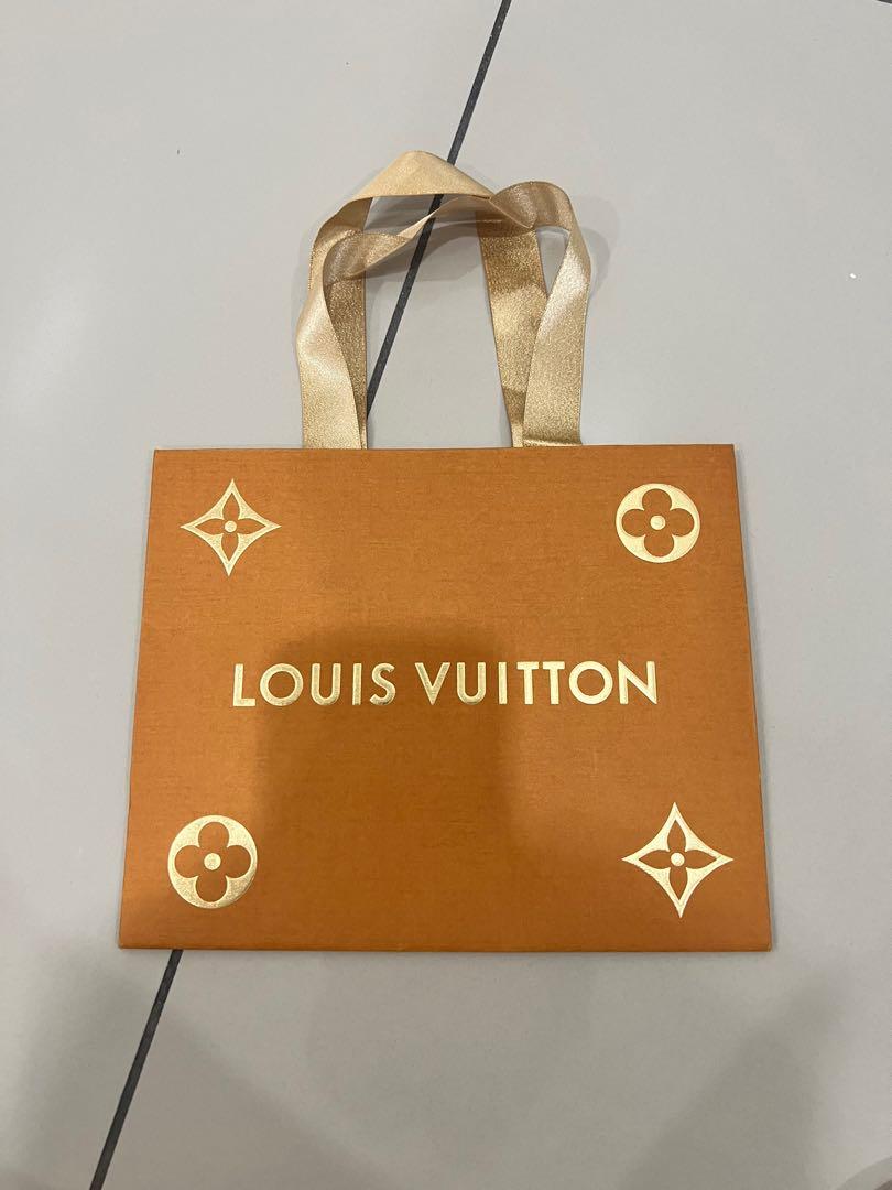 LOUIS VUITTON Louis Gold Portrait Paper Bag Red Handles Limited 16” 13” 5.5
