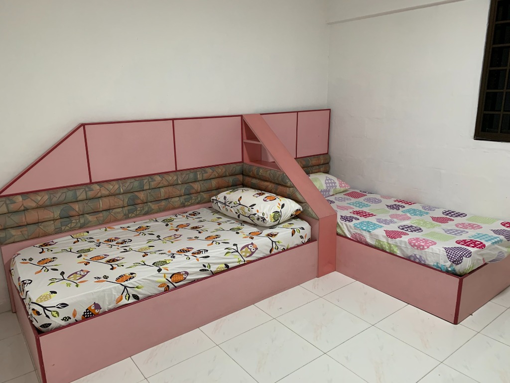(Category: ) located in . Submitted by msch1245 (Listing ID 1147243585, Image 1). Description: .