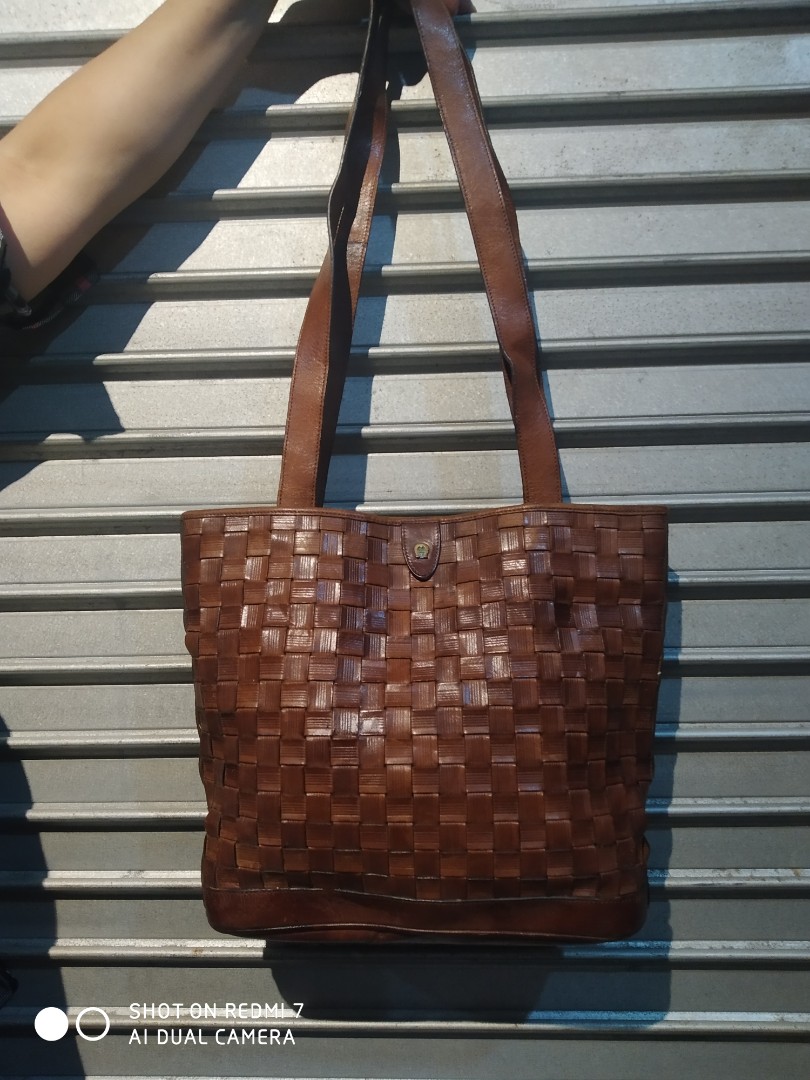 Aigner made in italy clearance
