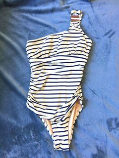 (Category: ) located in . Submitted by sundayseconds (Listing ID 1147182481, Image 1). Description: .