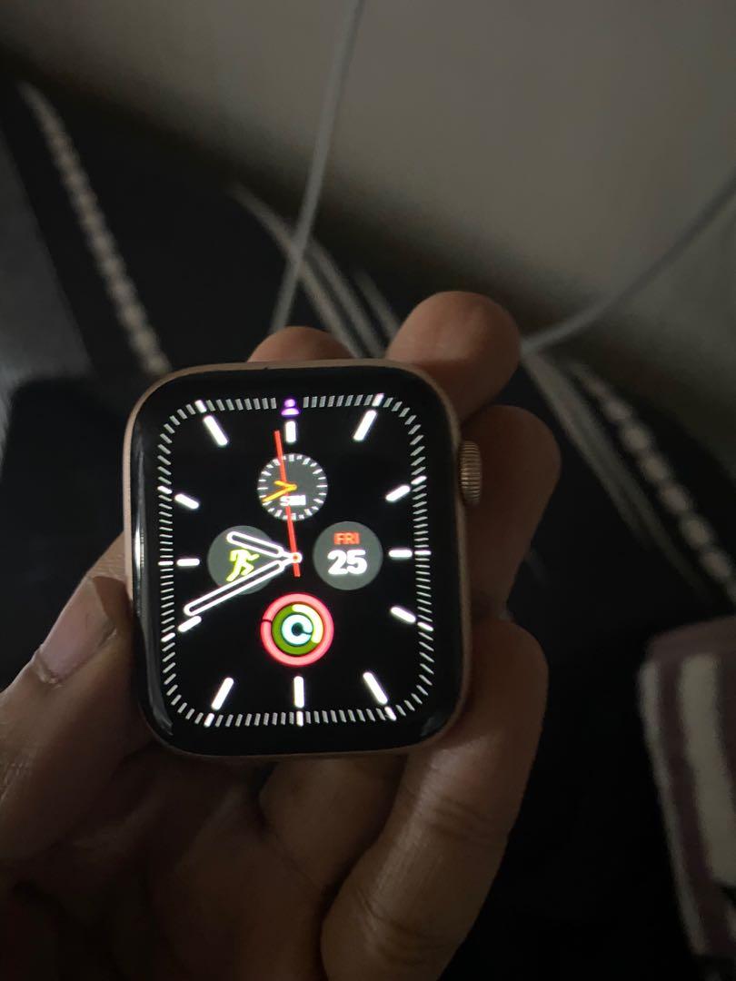Apple watch 4 44mm sale clearance