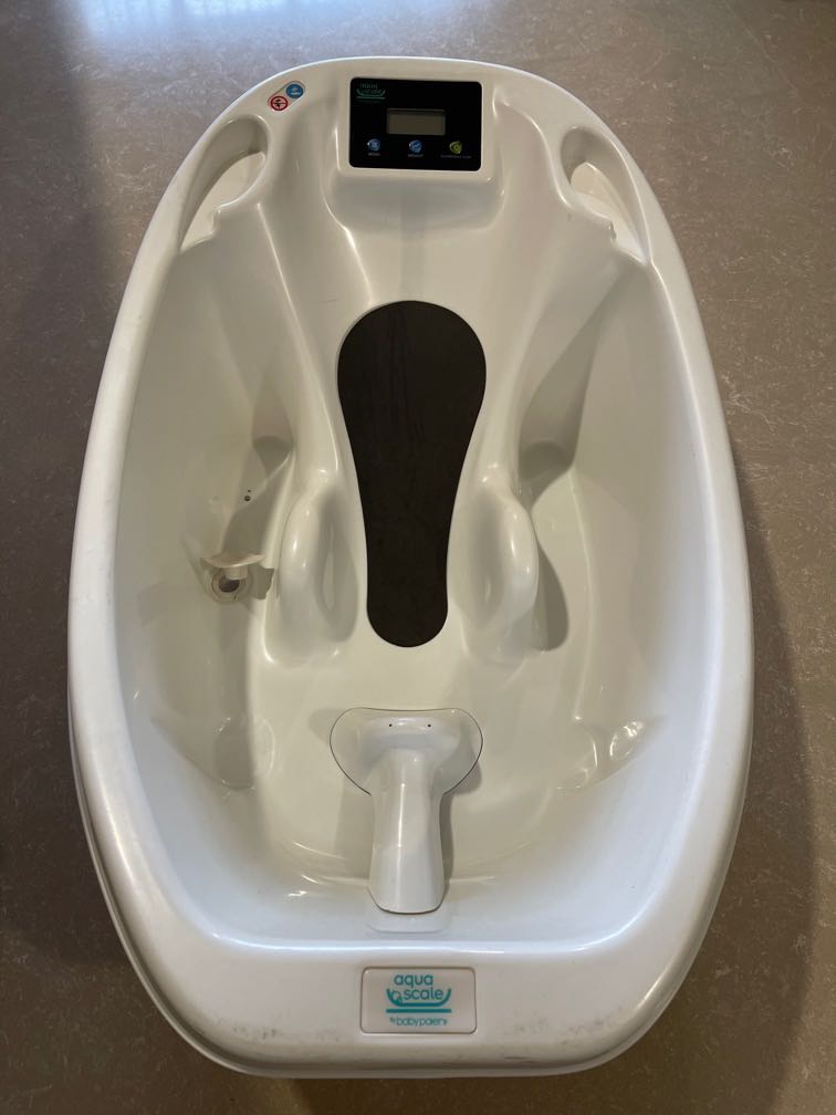 Aqua scale bath tub, Babies & Kids, Bathing & Changing, Bathtub & Bath