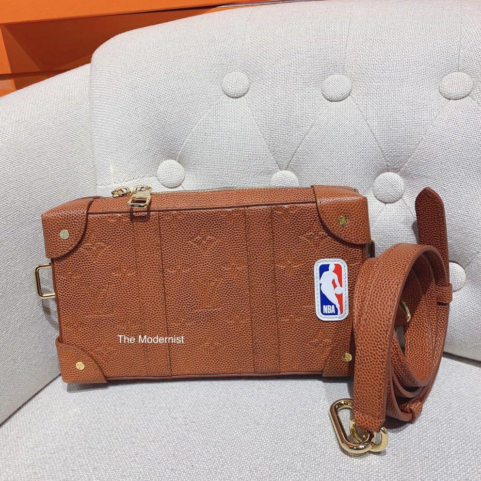 Authentic Louis Vuitton x NBA Soft Trunk Wallet Grained Leather, Luxury,  Bags & Wallets on Carousell