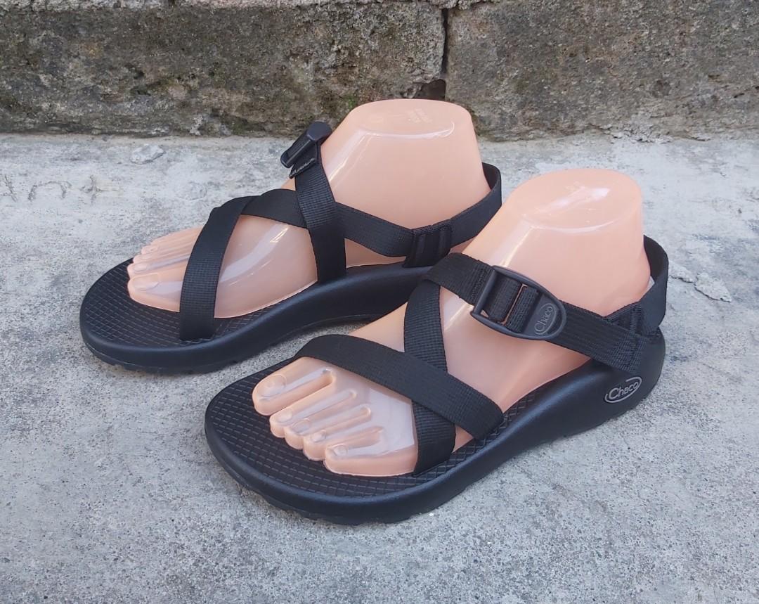 Chaco flip flops best sale womens size 8