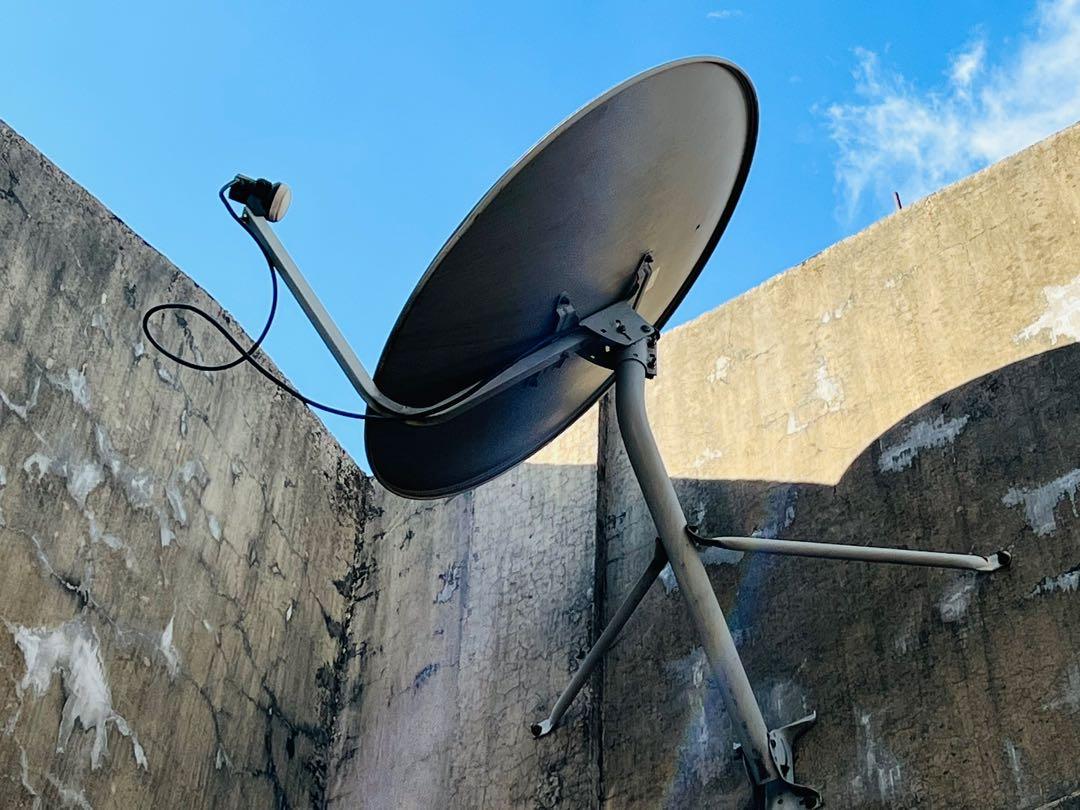 Cignal Satellite Dish and Receiver, TV & Home Appliances, TV