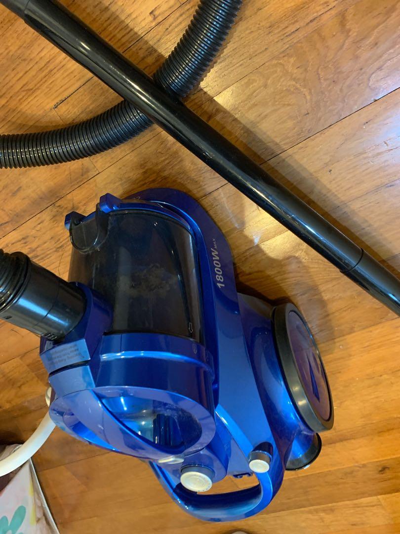 Contempo vacuum, TV & Home Appliances, Vacuum Cleaner & Housekeeping on