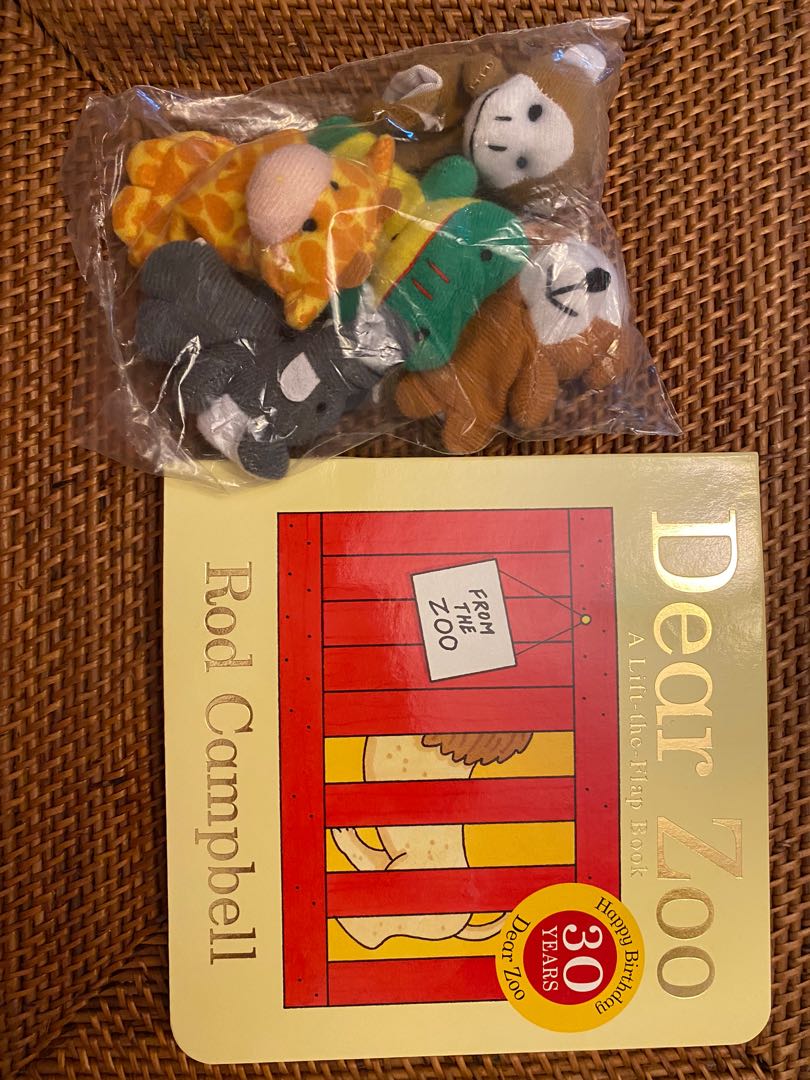 Dear Zoo board book with finger puppets Hobbies Toys Books