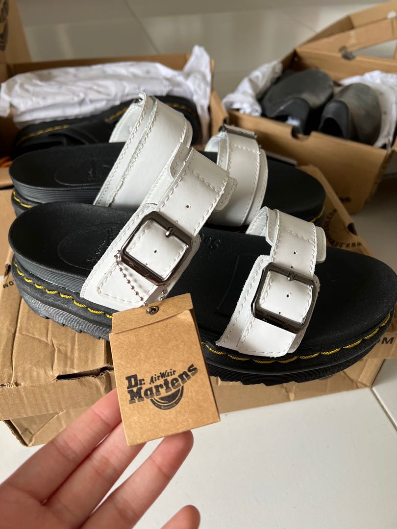 Doc martens brando 2025 sandals