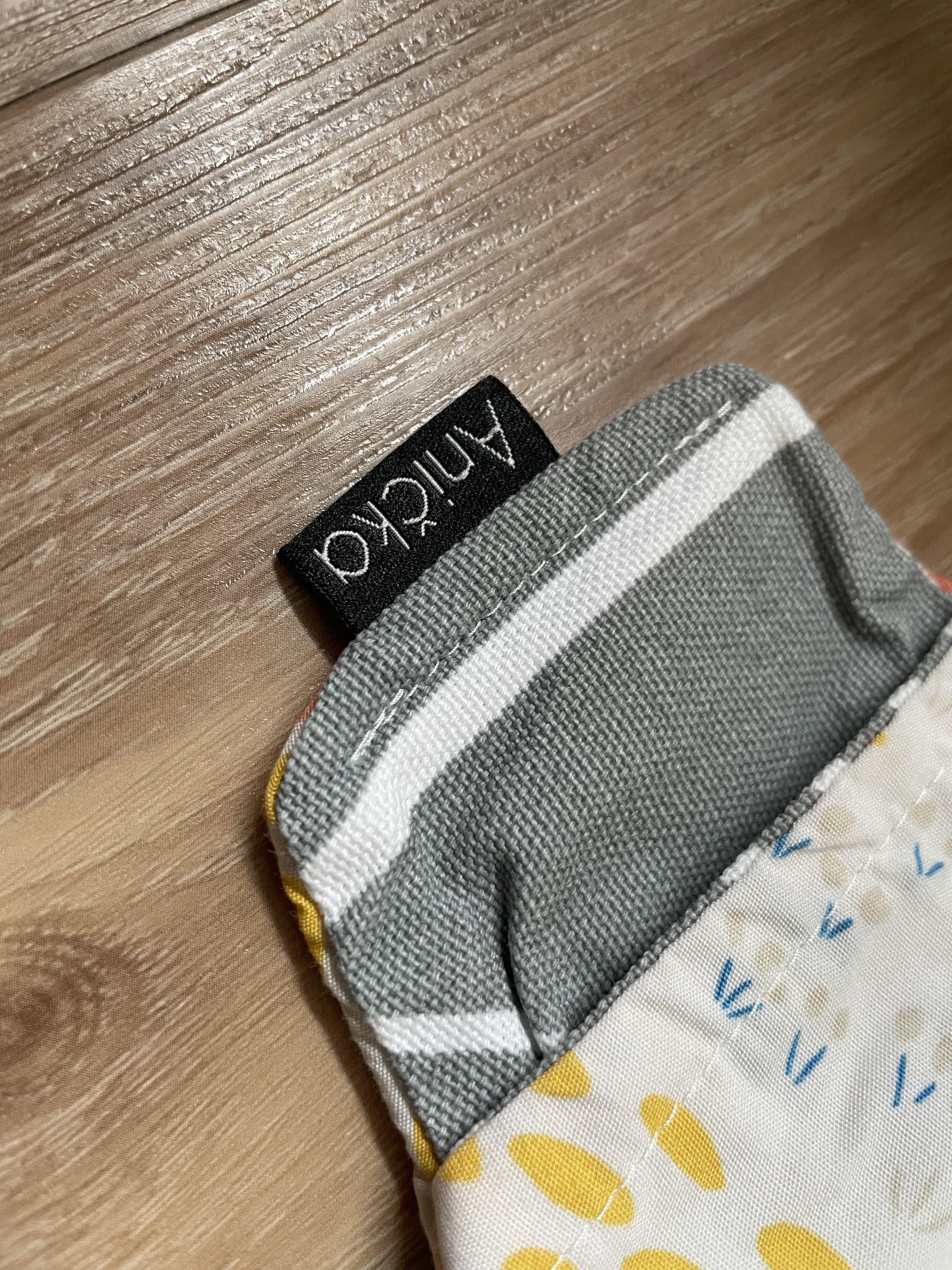 Drool bib and drool pad (Lillebaby carrier), Babies & Kids, Going Out