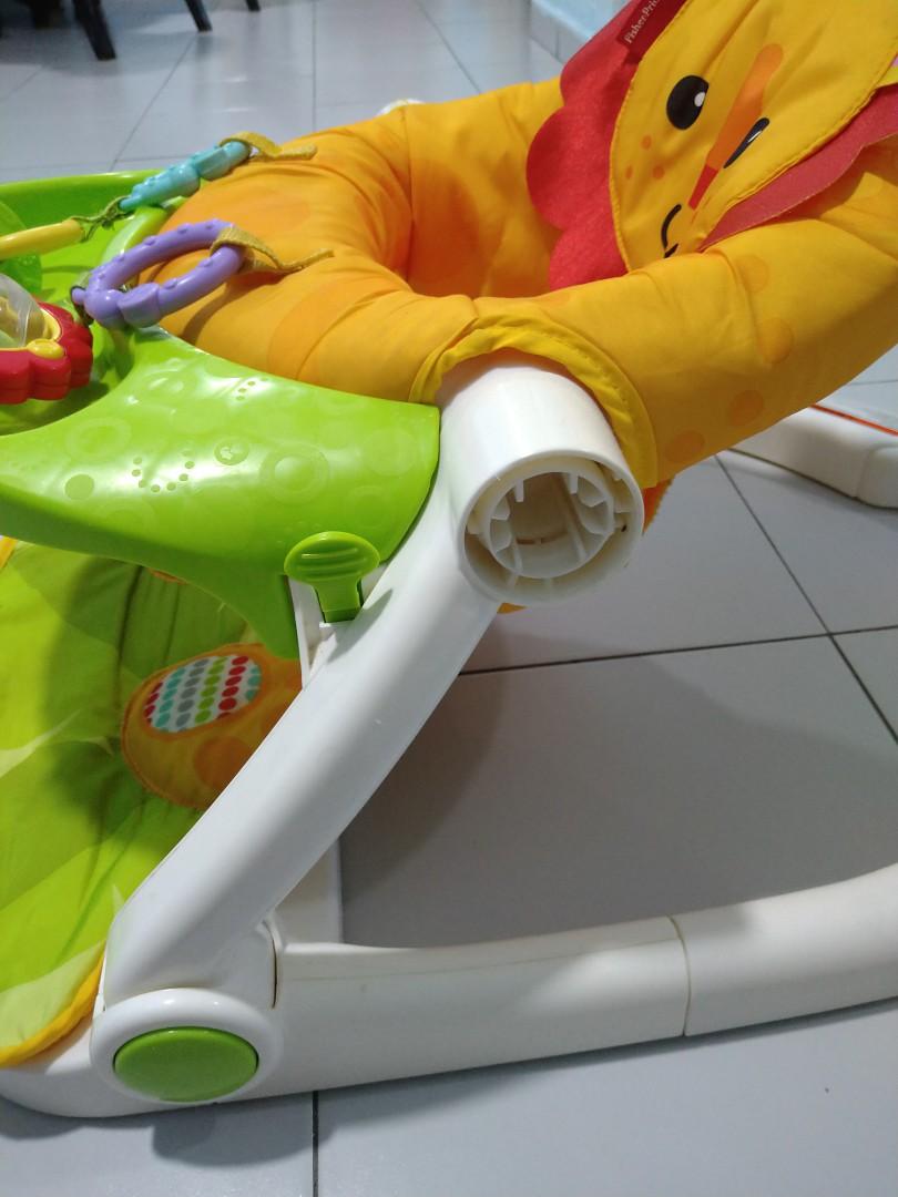 Fisher Price Sit me up Lion Chair Babies Kids Nursing