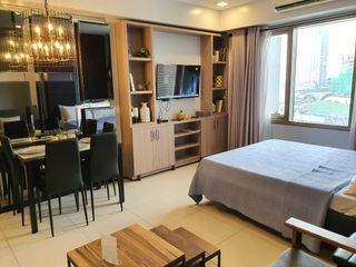 Prime Studio at The Viridian in Greenhills for Rent