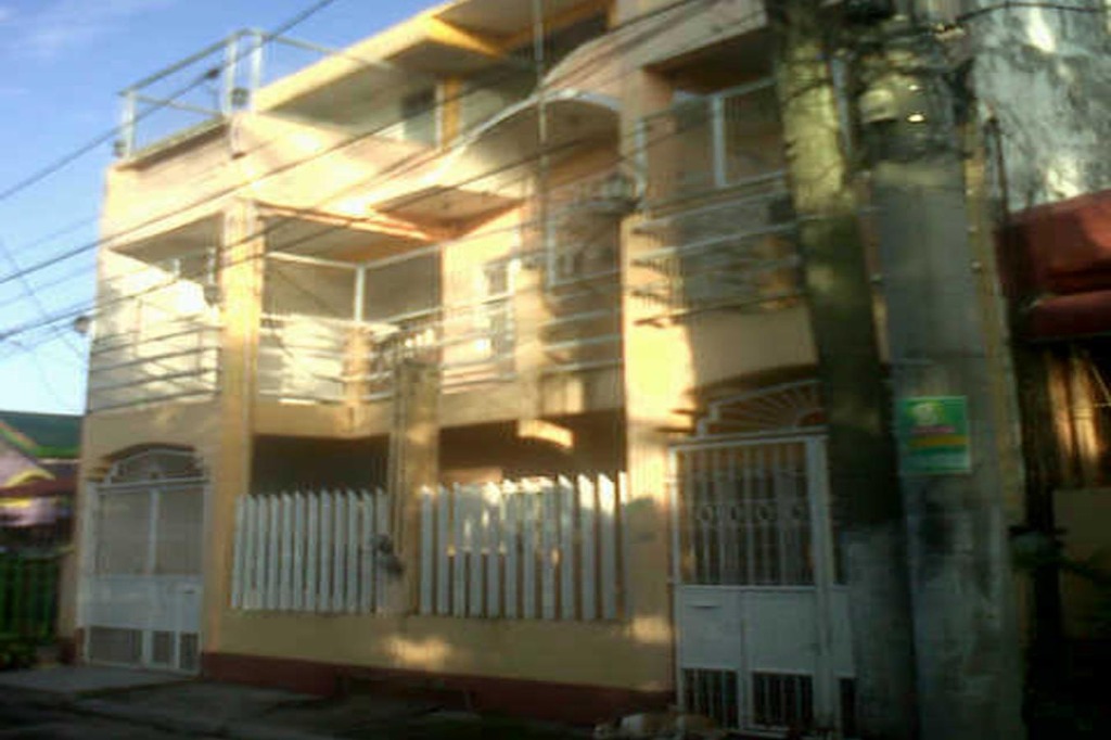 (Category: ) located in . Submitted by buenamano.foreclosed (Listing ID 1147233534, Image 1). Description: .