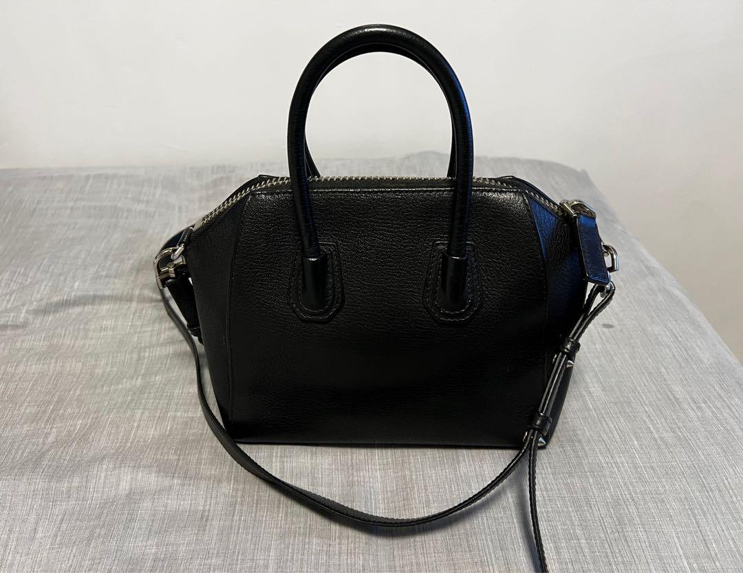 Givenchy Antigona Mini Tote Bag in Grained leather Women s