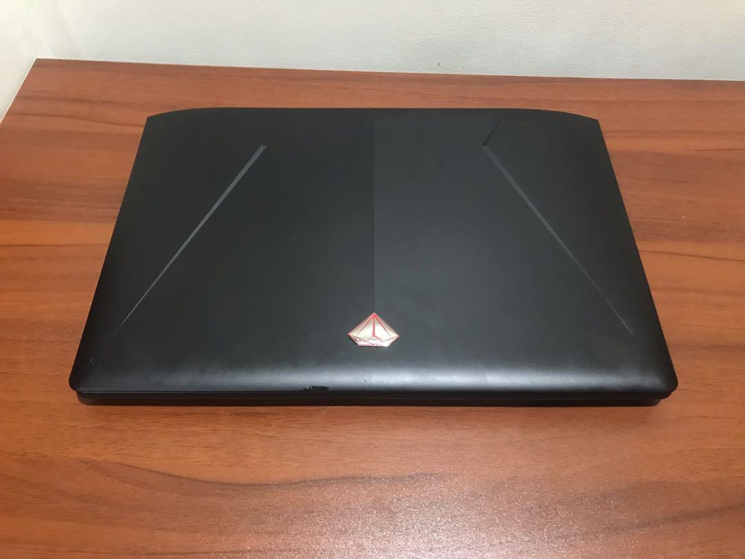 GTX 1060 Gaming Laptop with Issue Please Read (Category: Laptops & Notebooks) located in Quezon. Submitted by jesln (Listing ID 1147148692, Image 1). Description: Ling Rui Terminator S1 Pro Gaming Laptop 15’3 FHD 1920x1080 Display i7-7700HQ 8gb ram 256gb ssd GTX 1060 6gb Inclusion: Bag, Charger, Keyboard Cover and external Keyboard Issue: Dead Battery. Needs replacement pero gumagana pagnakaplug. Auto CTRL+F sa keyboard kaya naka disable un inter