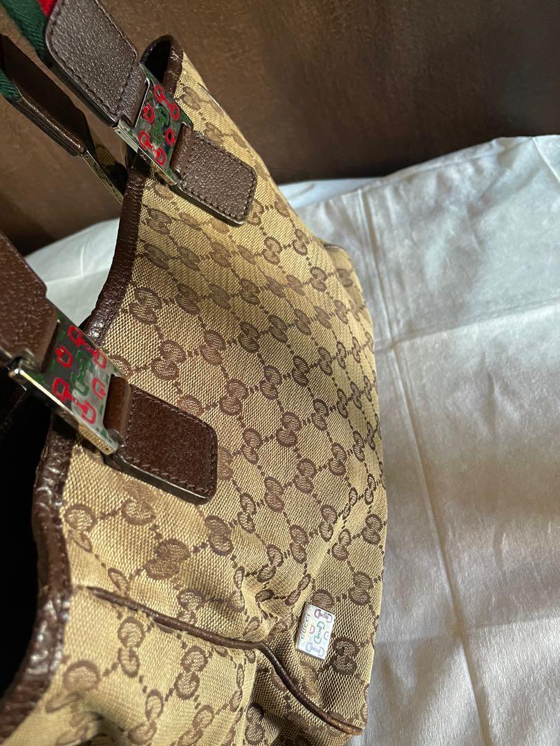 Gucci Sherry Line Monogram Tote (Category: Luxury Bags & Wallets) located in Muntinlupa City. Submitted by phbudgetluxuryfinds (Listing ID 1147168496, Image 3). Description: Authentic 💯 Overall good condition Interior is super clean Exterior - with Signs of use no damage Handle - makapal and very clean pa ang handle Corners shows minimal signs of use.