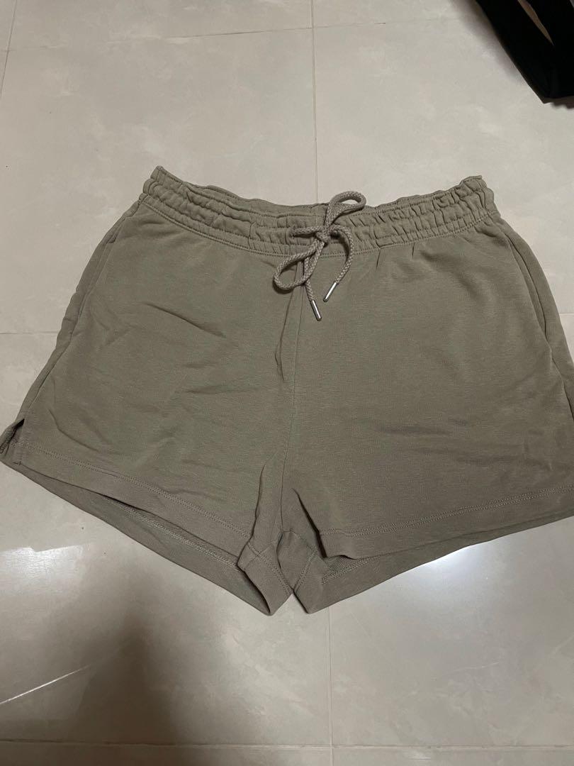 H\u0026M Shorts sweatpants, Women's Fashion 