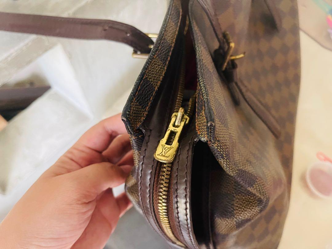 Louis Vuitton Chelsea Bag TH0055 (Category: Luxury Bags & Wallets) located in Quezon City. Submitted by csb110109 (Listing ID 1147175775, Image 3). Description: Authentic Pre-loved LV Chelsea for only 30k. Bag plus dust bag. TH 0055- made in France. Second owner..