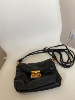 （分類：）位於 。 由 anoyt 提交（商品編號 1147179538，圖片 1）。簡介： 。