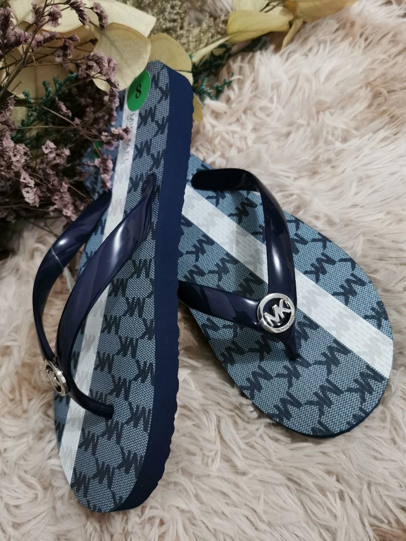 MICHAEL KORS SLIPPERS