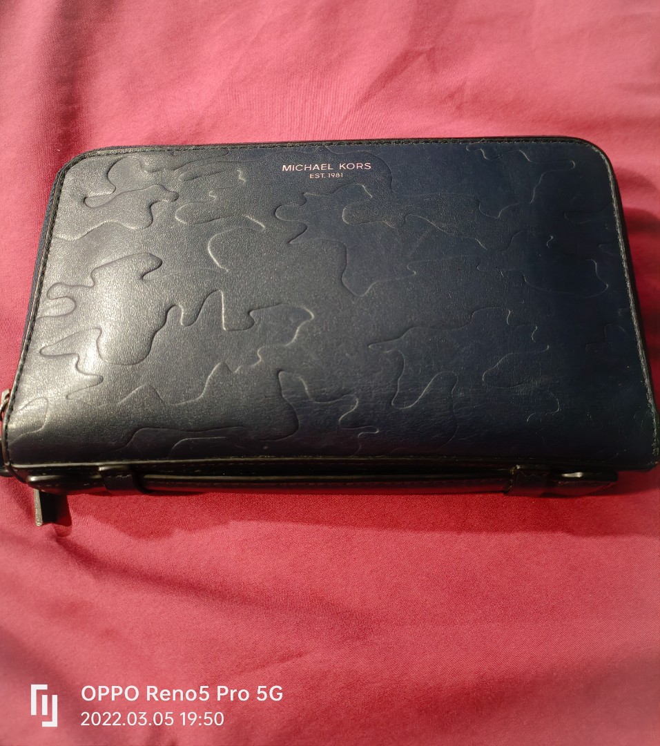 michael kors black travel wallet