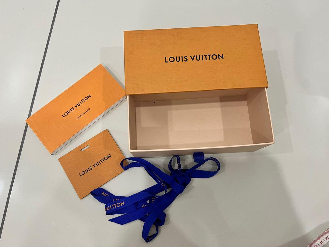 NEW 1Pc LV Louis Vuitton Box With Greeting Card, Envelope, Ribbon