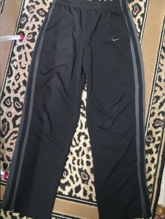 (Category: ) located in . Submitted by sellingjunks (Listing ID 1147152902, Image 1). Description: .