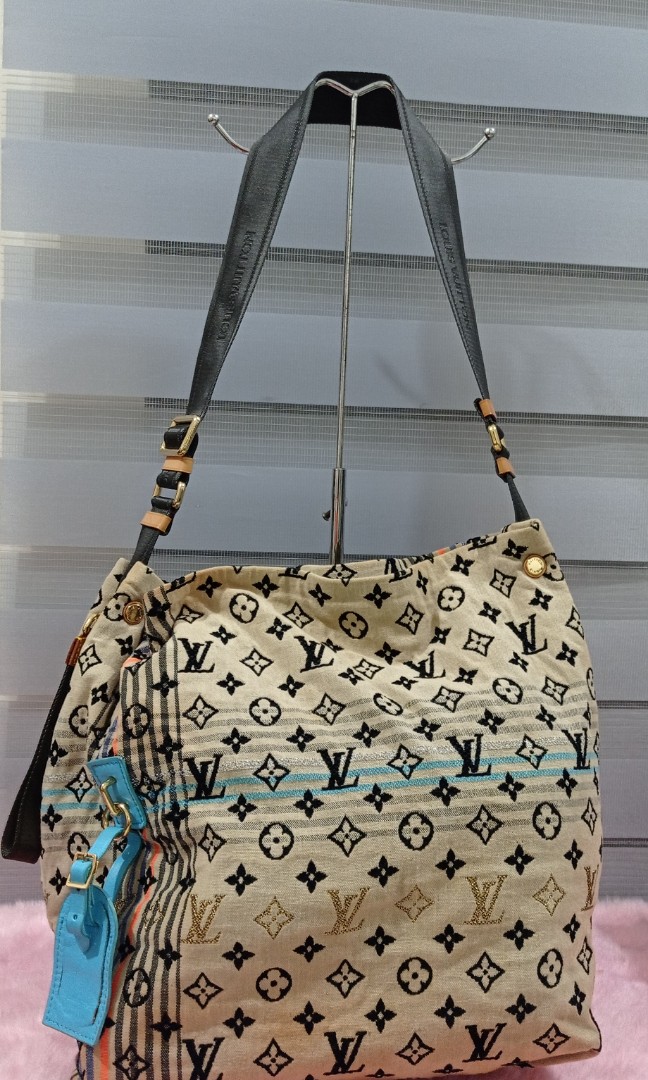 Louis Vuitton Bohemian Handbags