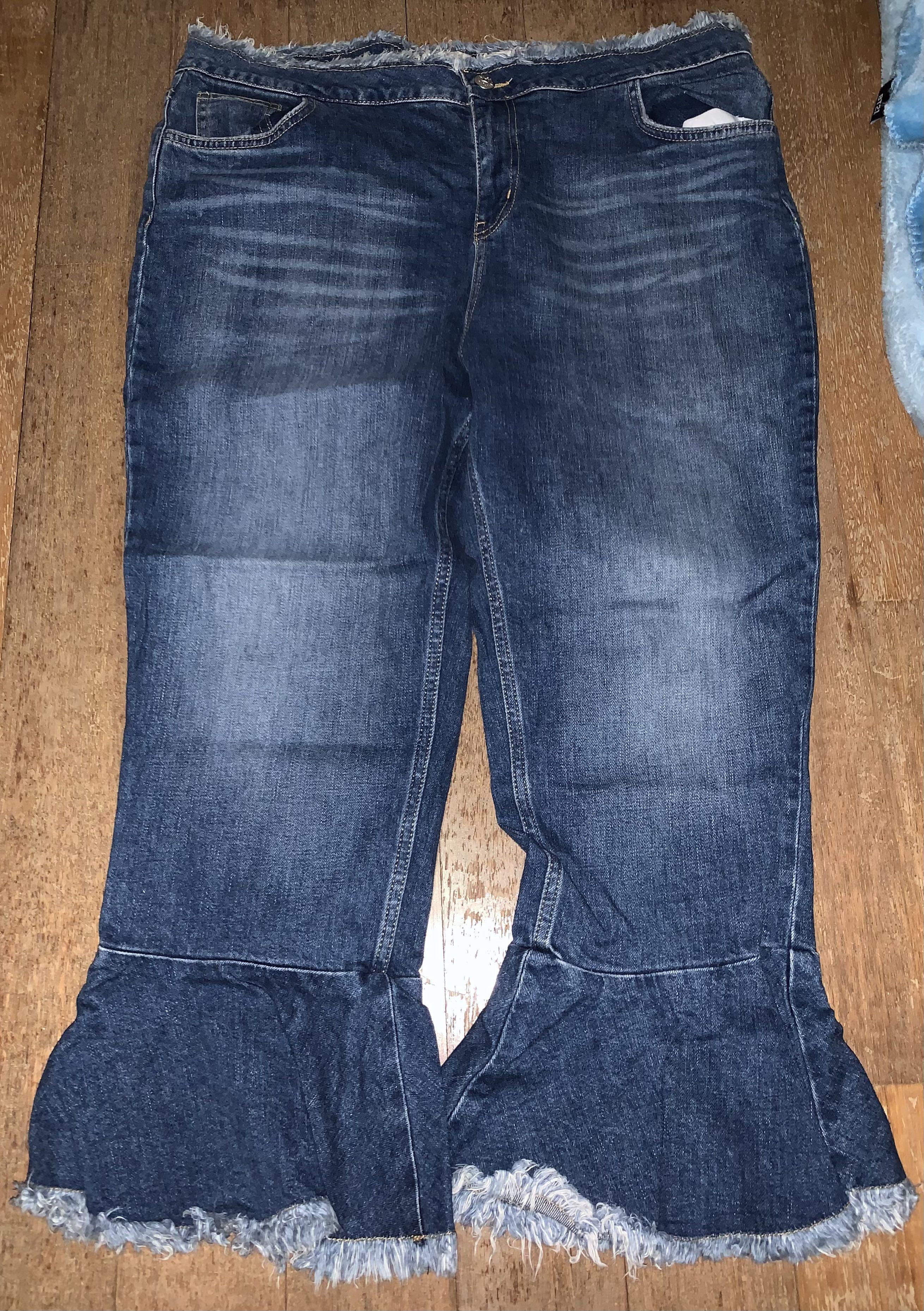 Preloved River Island flare jeans size 