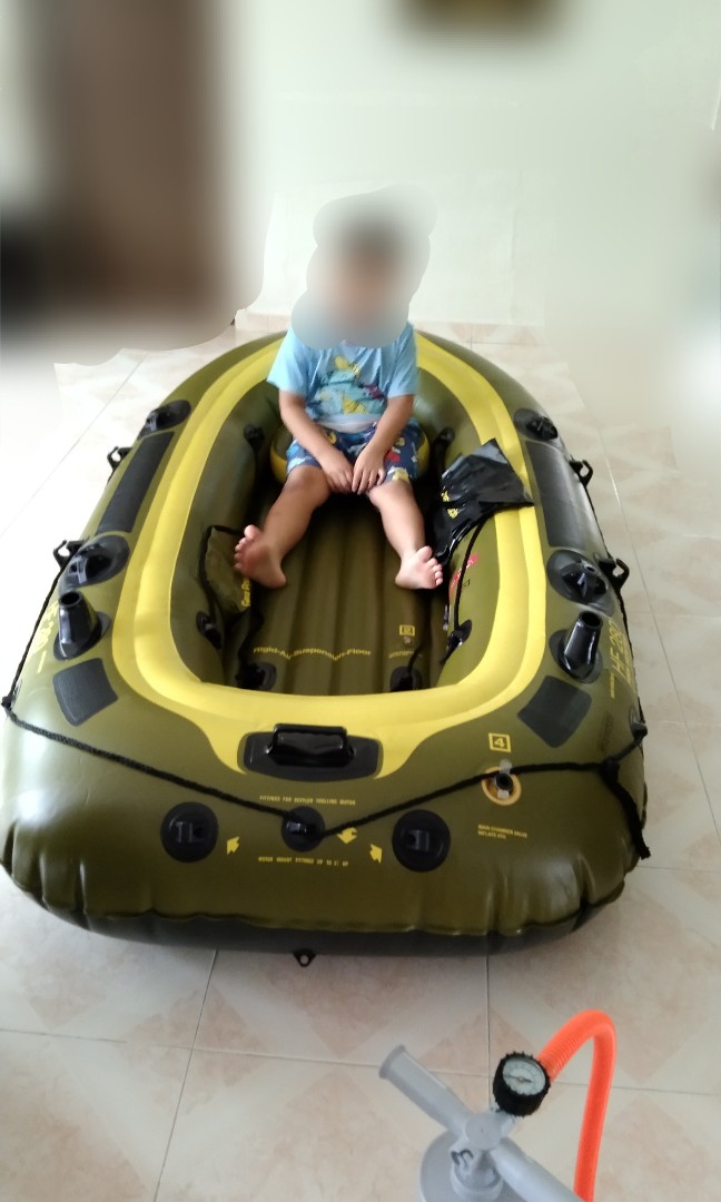 Sevylor Fish Hunter Inflatable Boat 4 man, Sports Equipment, Fishing on