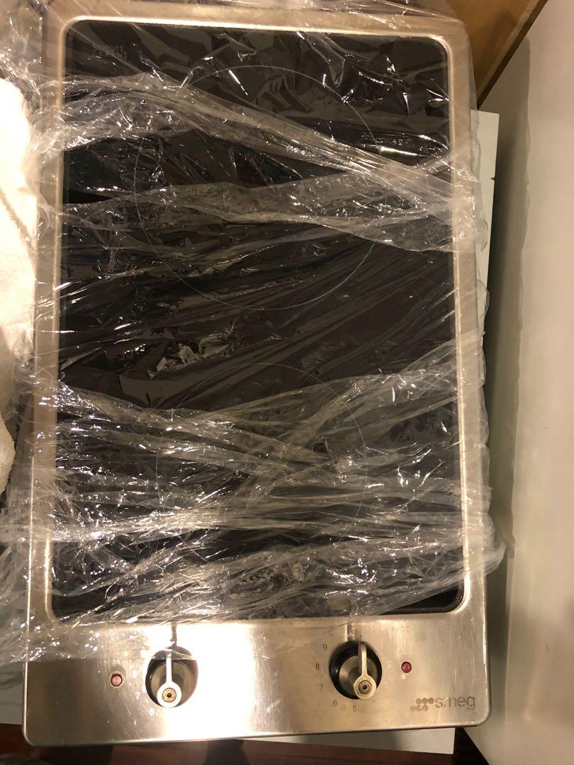 SMEG Ceramic Hob Schoff Ceran, TV & Home Appliances, Kitchen