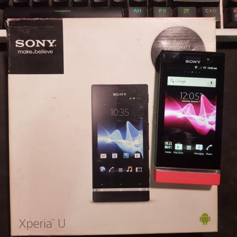Sony Xperia U NXT Series Complete Package *26377 (Category: Sony) located in Manila. Submitted by mikaaaaaaaa (Listing ID 1147253947, Image 1). Description: Sony Xperia U NXT Series Complete Package *26377 COLLECTIBLE PHONE 8GB ROM | 512MB RAM Color: Black Pink 3.5 Inches TFT Display 1320 mAh Li-Ion Battery NTC Approved 100% Original 100% Local Released.