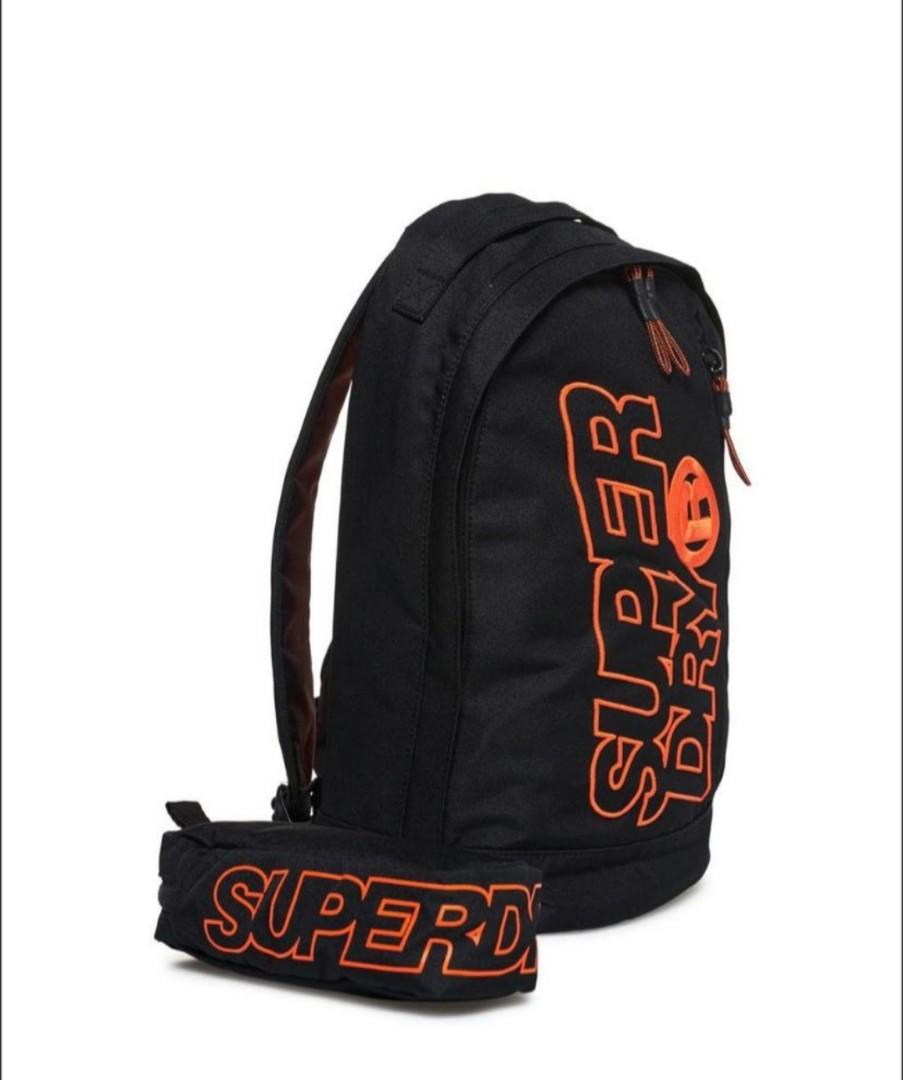 Mochila superdry clearance