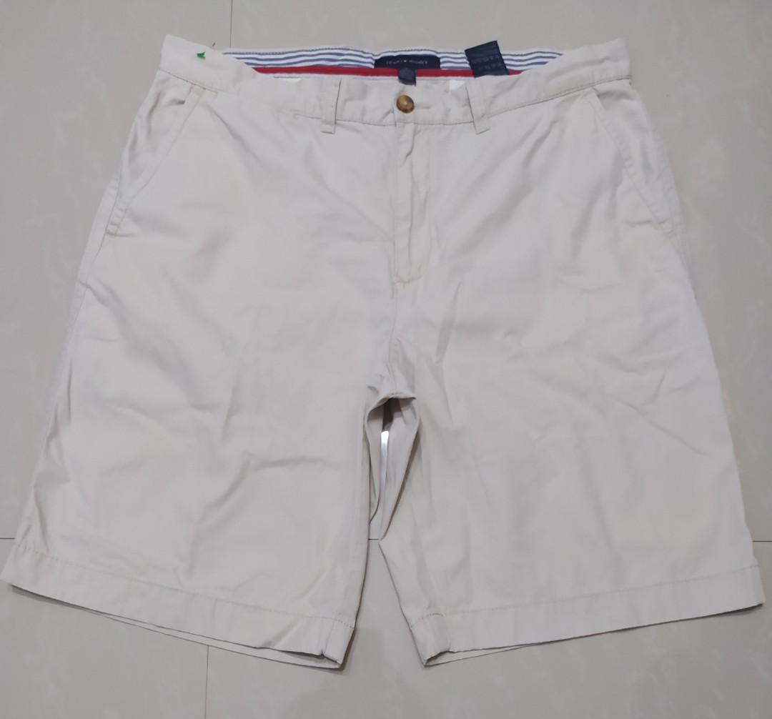 TOMMY HILFIGER CHINO SHORTS, Men's Fashion, Bottoms, Chinos on Carousell
