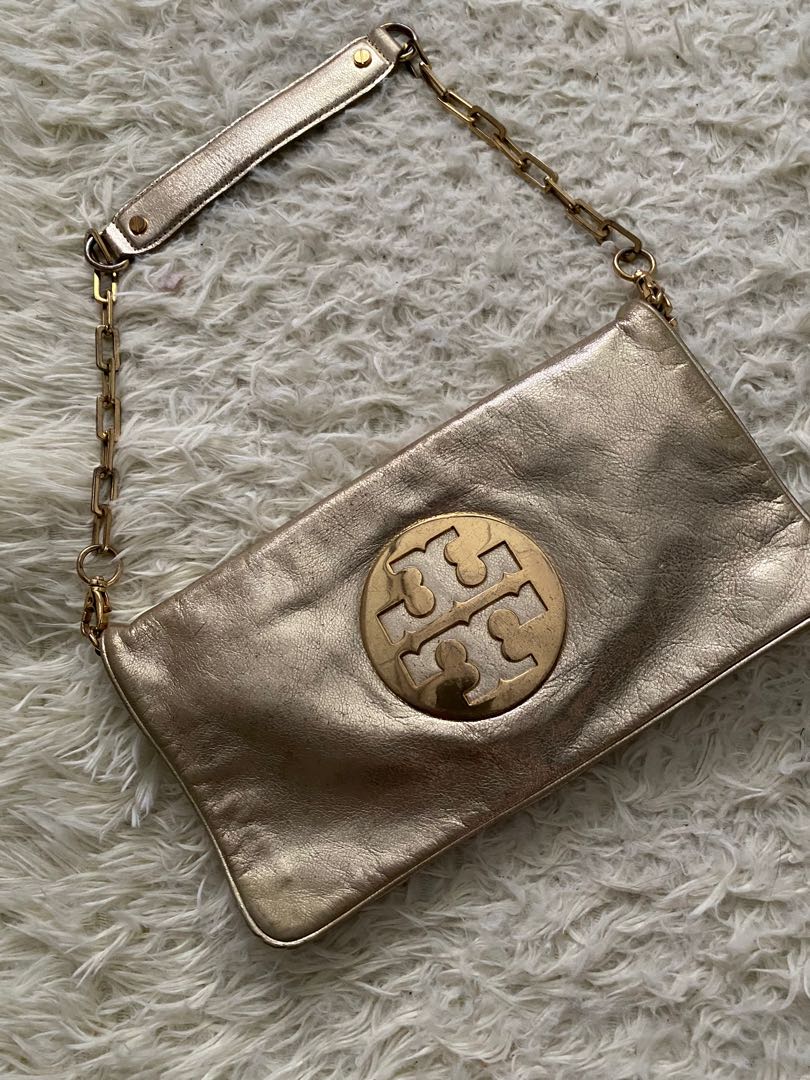 Tory burch gold clutch, Women's Fashion, Bags & Wallets, Clutches on  Carousell