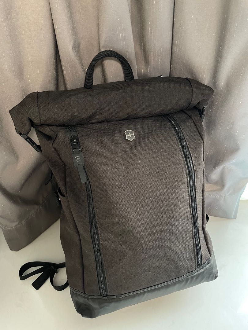 Victorinox Altmont Classic Rolltop 
