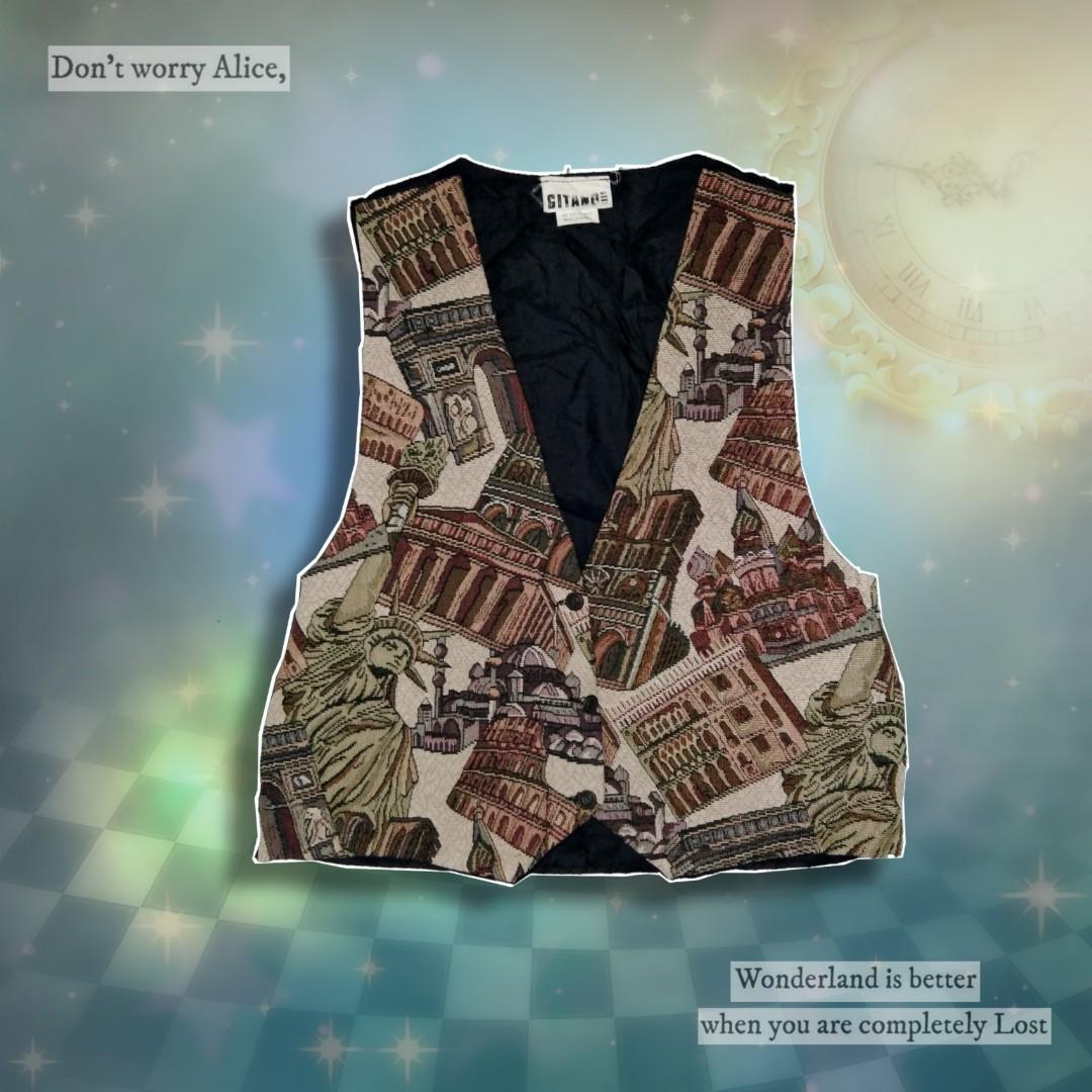 Vintage Vest, Women's Fashion, Coats, Jackets and Outerwear on Carousell