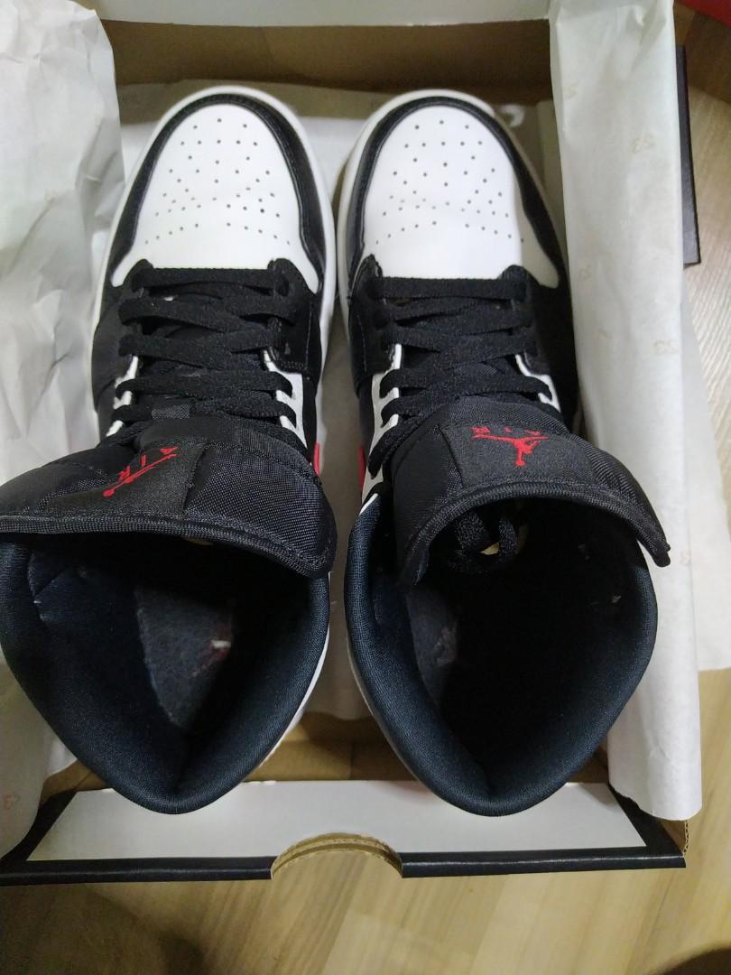 Red jordans on sale size 9