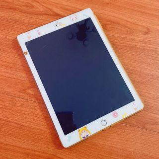 White/Gold iPad Air 2 (Wi-fi only)