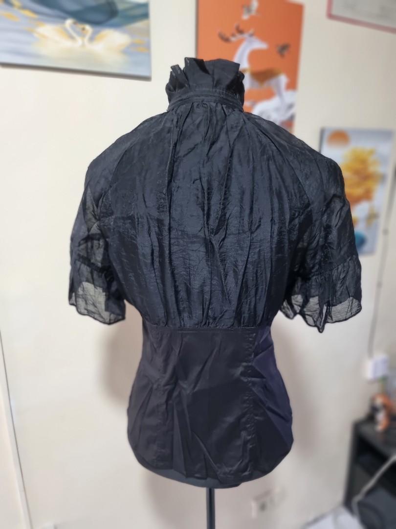 Women's Top (black) (Category: Blouses) located in Pasig City. Submitted by vienv (Listing ID 1147277997, Image 2). Description: Women's top black color for sale nice fitting no faws use steamer and not iron.