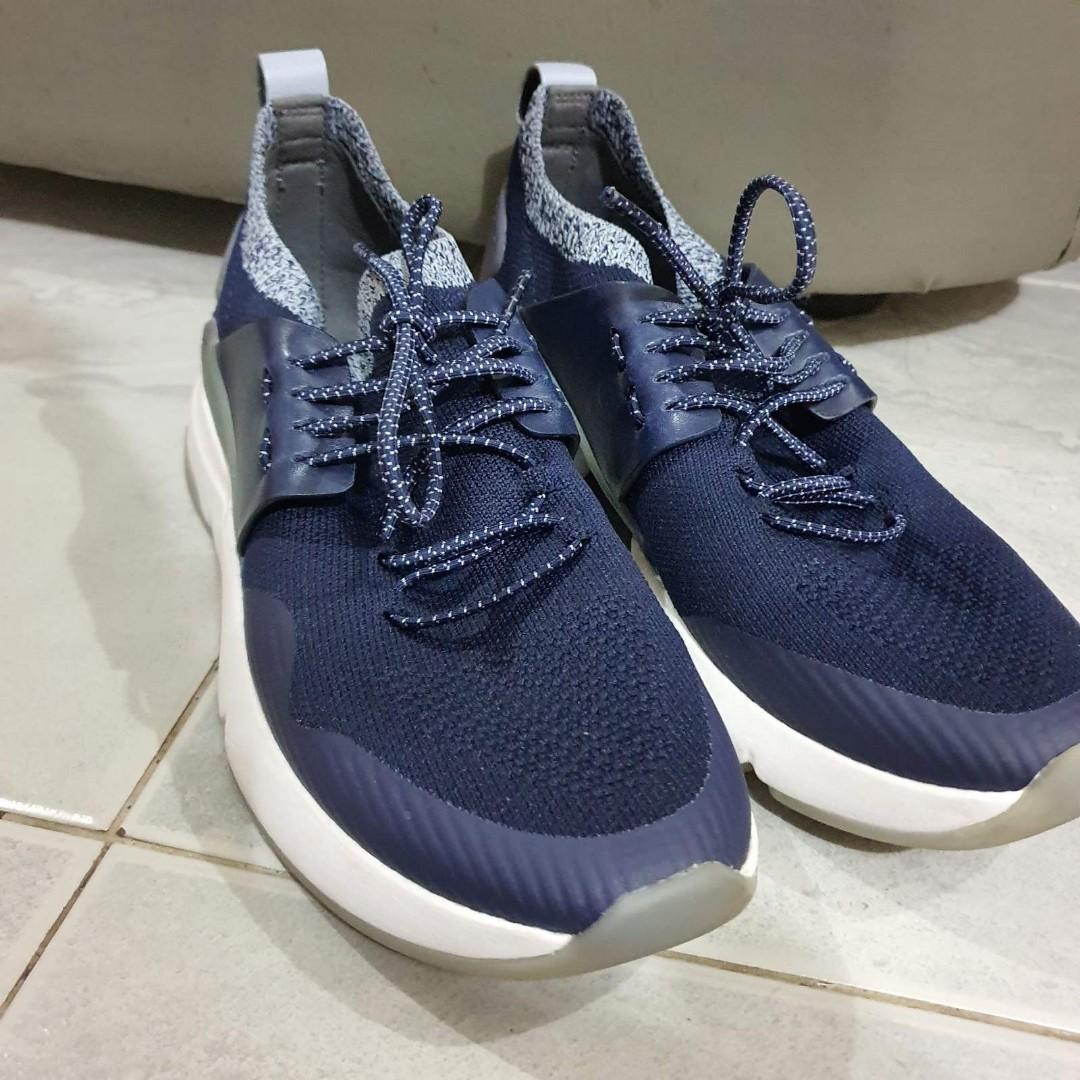 Cole haan b discount width
