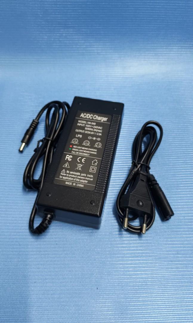 44盤點清貨 全新貨品 電動滑板車專用充電火牛 100v 240v 輸出54 6v 2a 實物圖片 其他 其他 Carousell