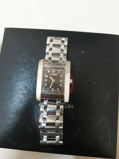 (Category: ) located in . Submitted by VINTAGEPRELOVED2022 (Listing ID 1147358057, Image 1). Description: .