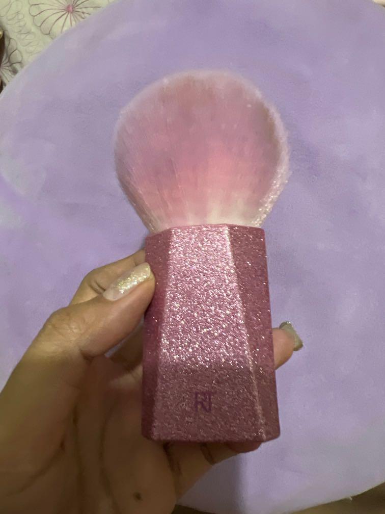 Authentic Real Techniques Kabuki Brush / Glittered Purple (Category: Makeup) located in Angeles City. Submitted by ginlyy (Listing ID 1147471518, Image 2). Description: Add 100 for sf 1400 orig price on Sephora 100% authentic RT brus All in one brush.