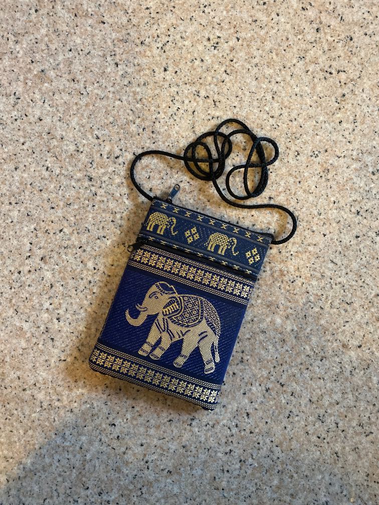 Blue elephant bag online