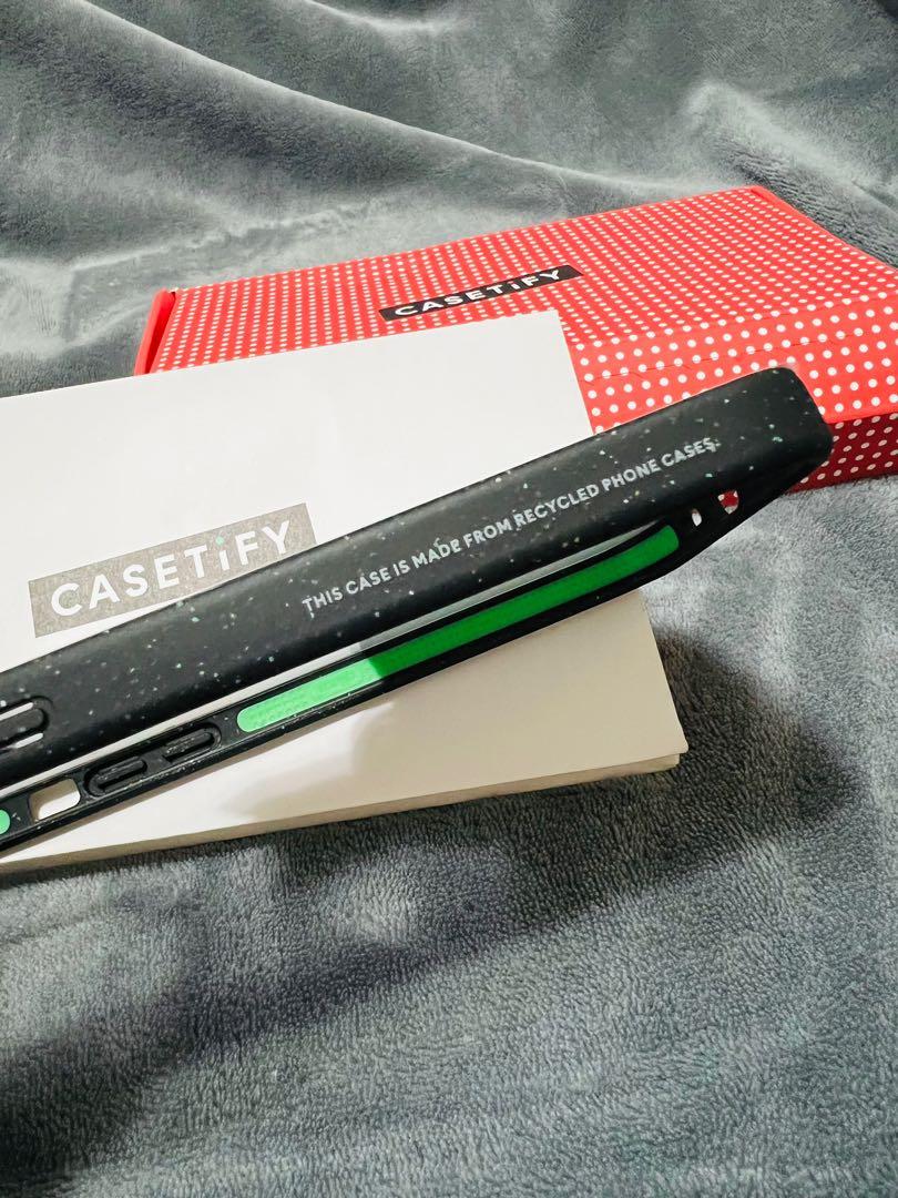 Casetify iphone 13 Pro Max Case Swimming Husky, Mobile Phones