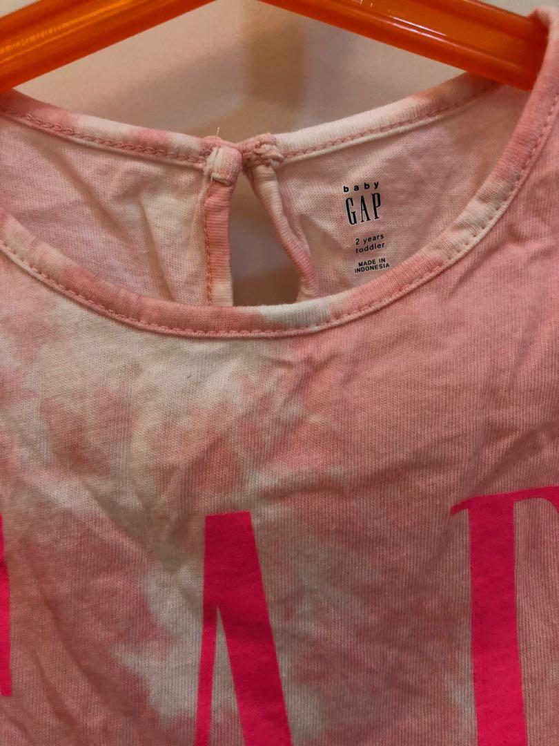 Gap (Category: Babies & Kids Fashion) located in Klang. Submitted by mishpreloved (Listing ID 1147294483, Image 3). Description: Gap 2 yers.