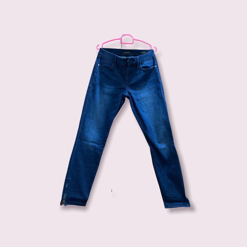 GUESS JEANS MARILYN 3 ZIP Women s Fashion Bottoms Jeans