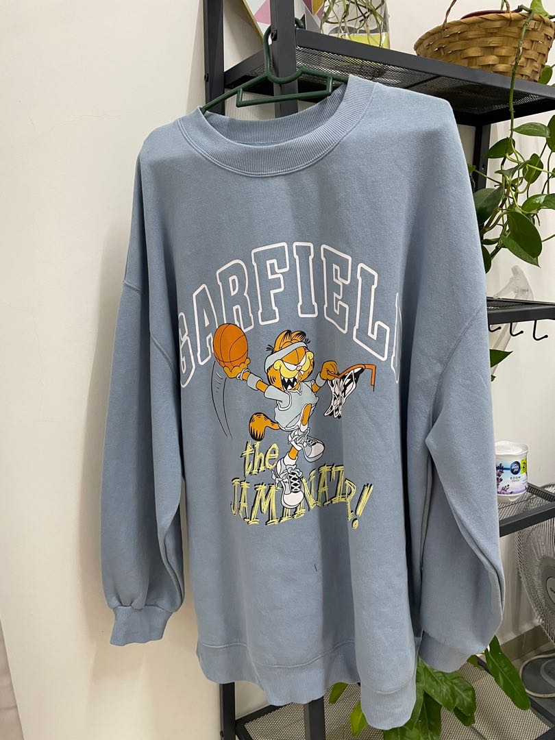 h&m garfield sweatshirt